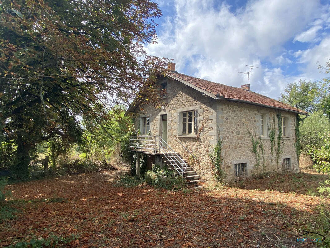 Maison 76 m² à Galgan  - photo 2