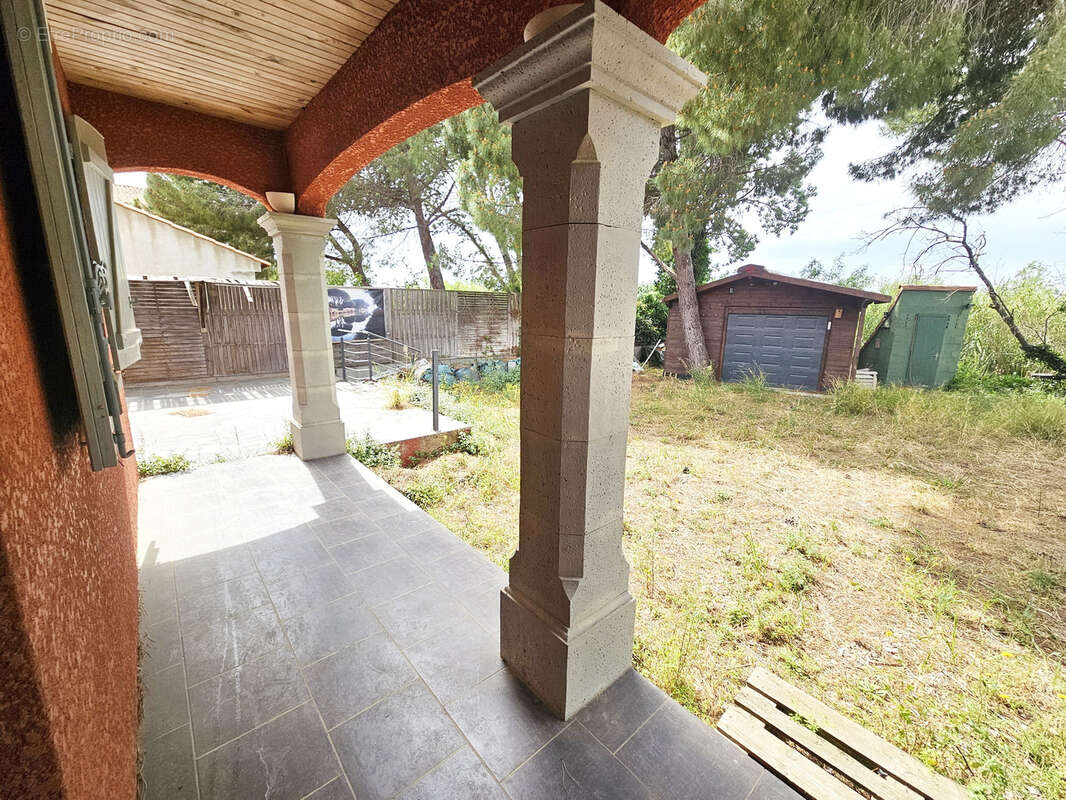 Maison à MAILHAC