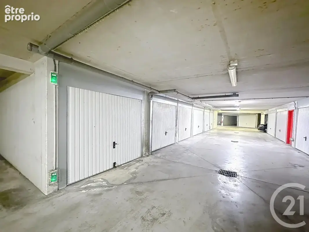 Photo 1 - Parking à MONTPELLIER