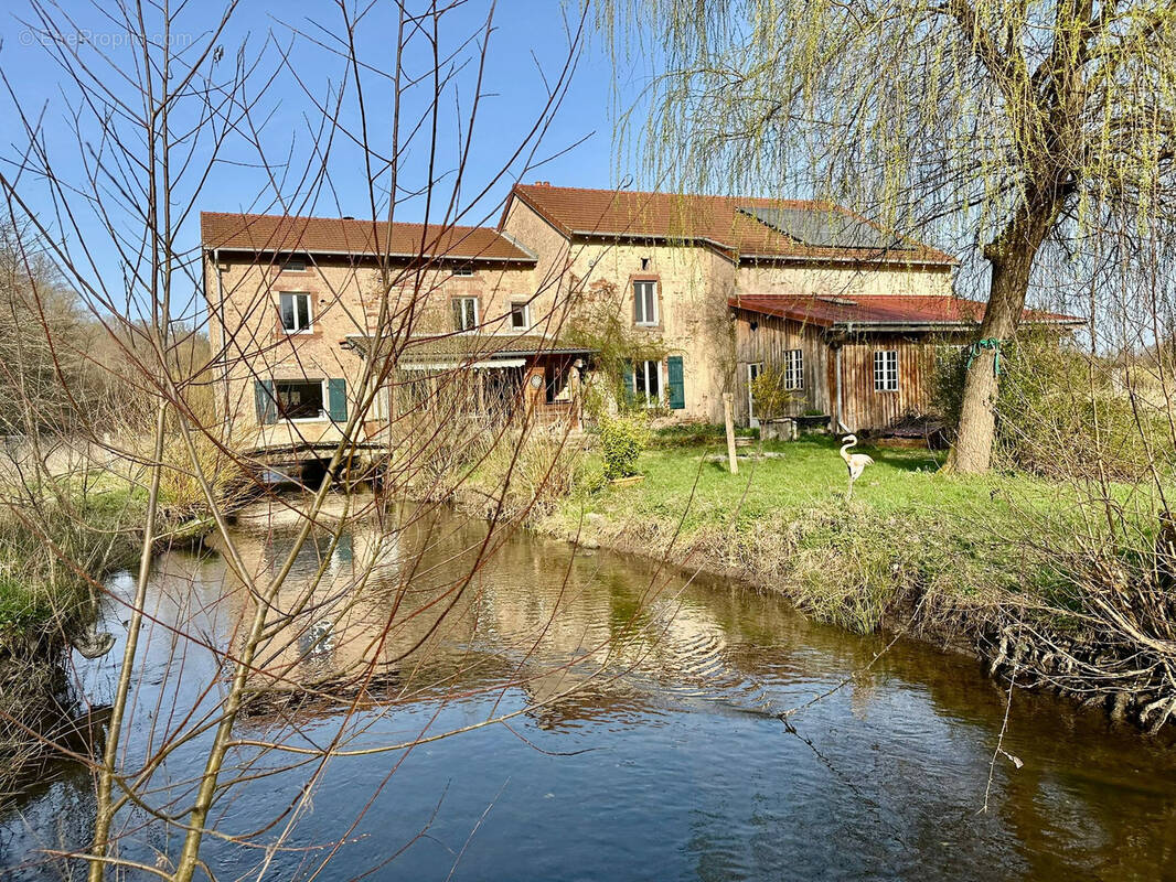 Maison à LUXEUIL-LES-BAINS
