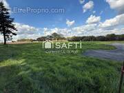 Photo 1 - Terrain à NIVILLAC