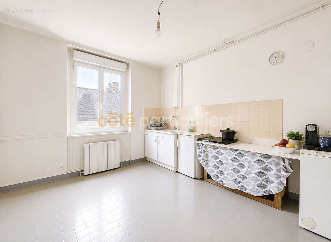 Appartement à SAINT-HILAIRE-DU-HARCOUET