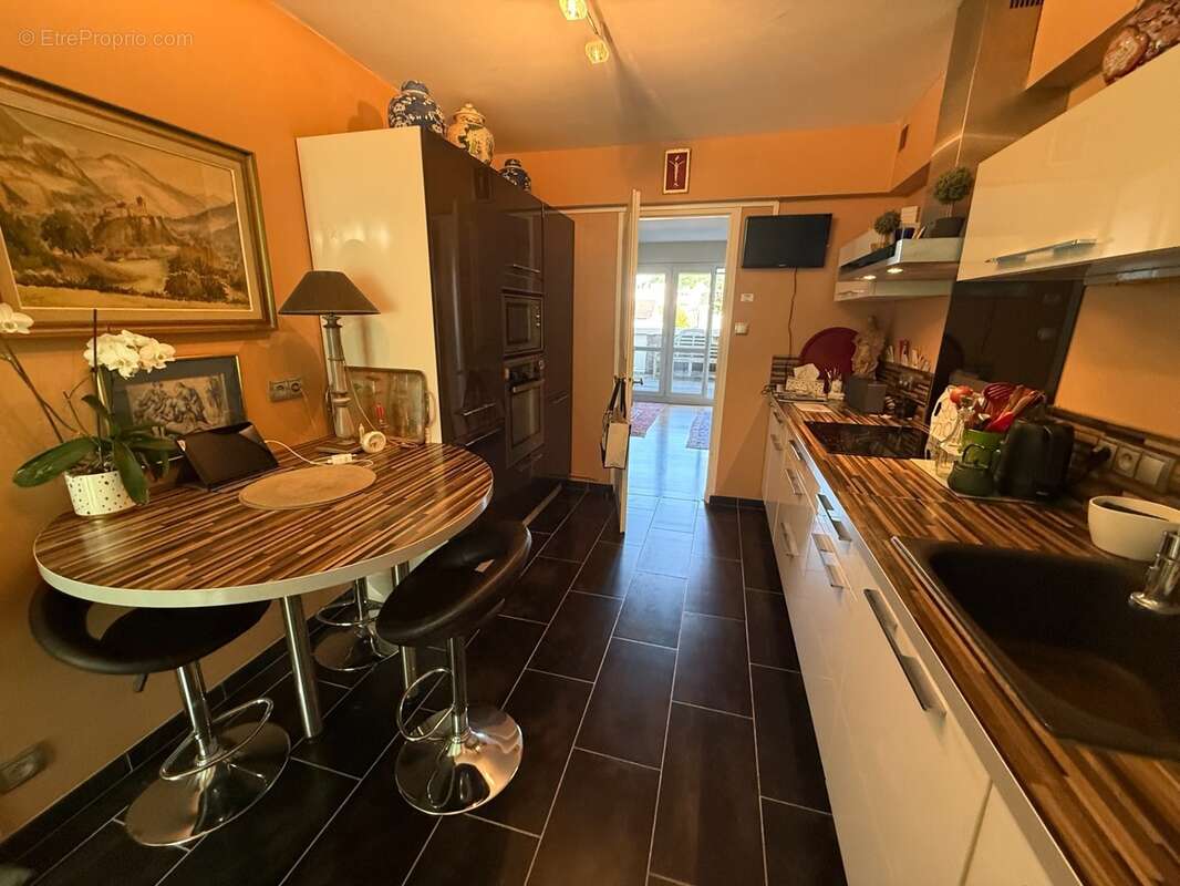 Superbe appartement avec terrasse et garage - photo 10