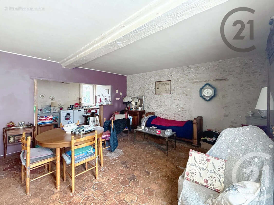 Maison à EVERLY