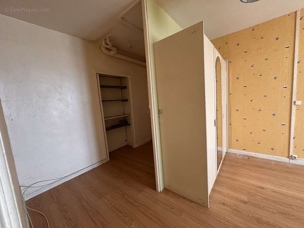 Appartement à NEUSSARGUES-MOISSAC