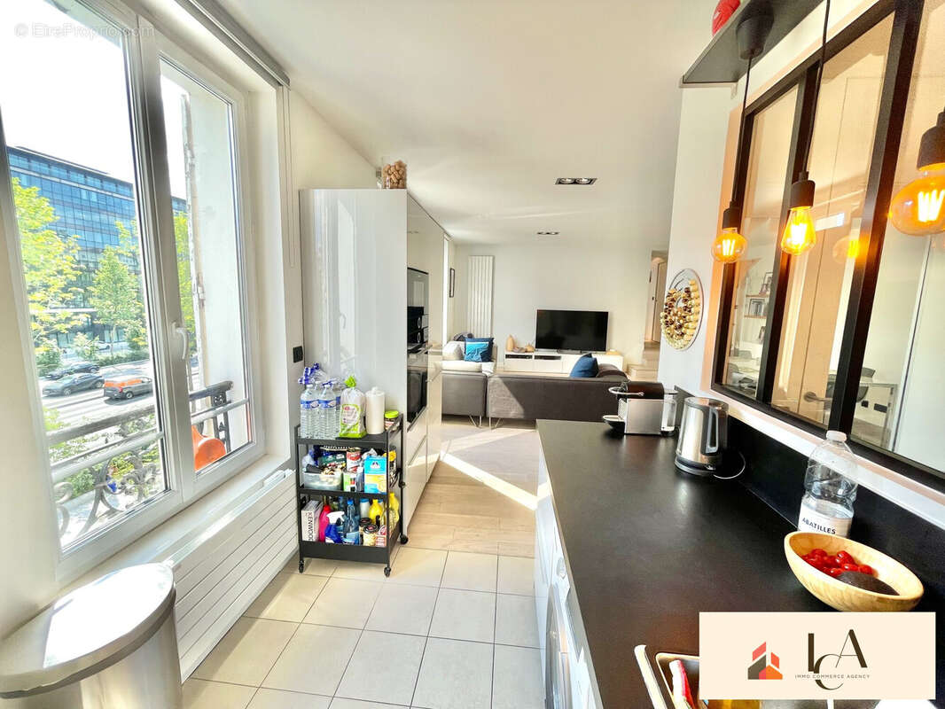 Cuisine - Appartement à NEUILLY-SUR-SEINE