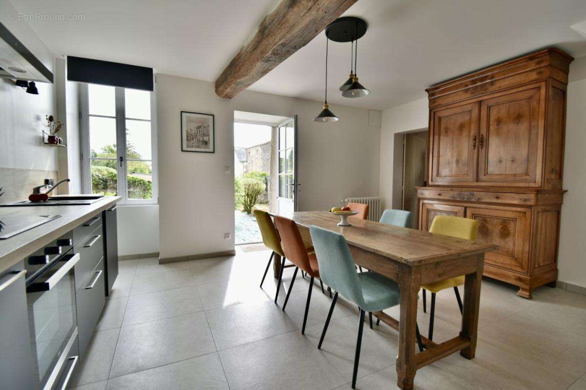 Maison 180 m² à Trementines  - photo 4