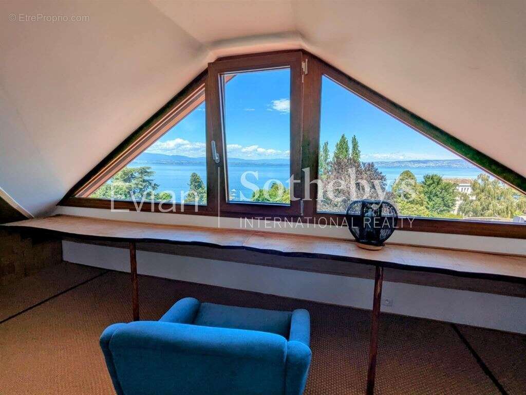 Appartement à EVIAN-LES-BAINS