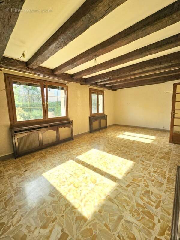 Maison à NOMEXY