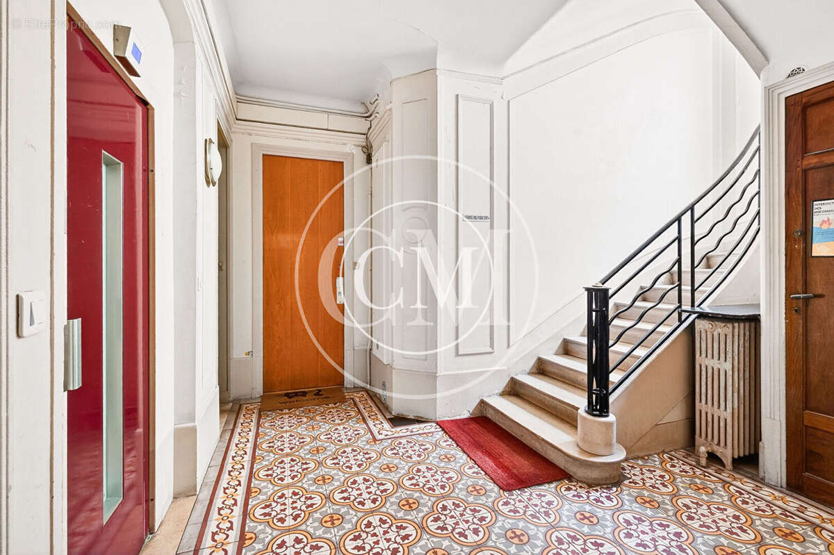 Appartement à ISSY-LES-MOULINEAUX