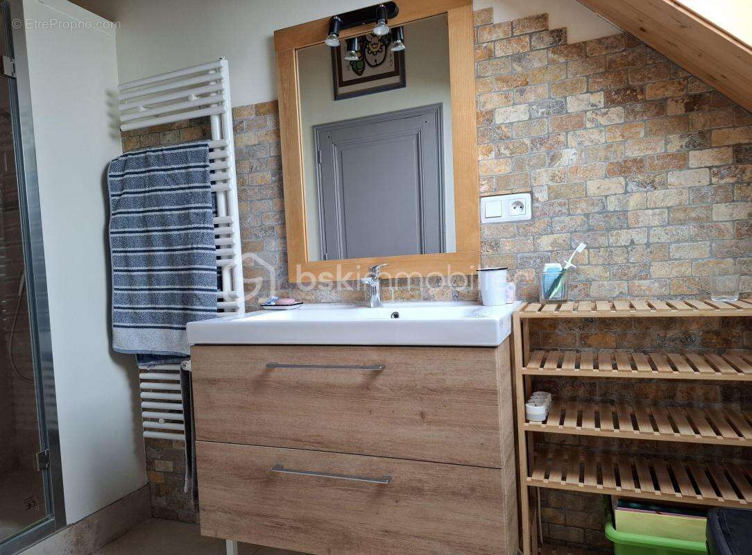 Maison à SAINT-CHERON