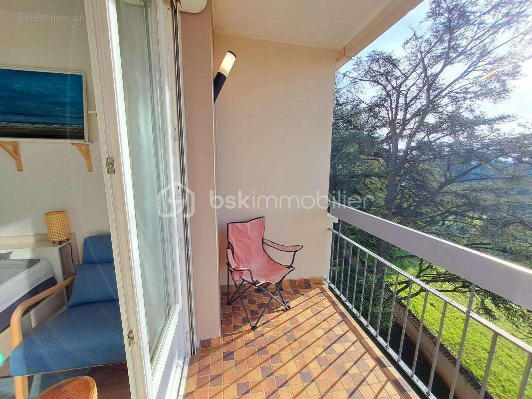 Appartement à DECINES-CHARPIEU