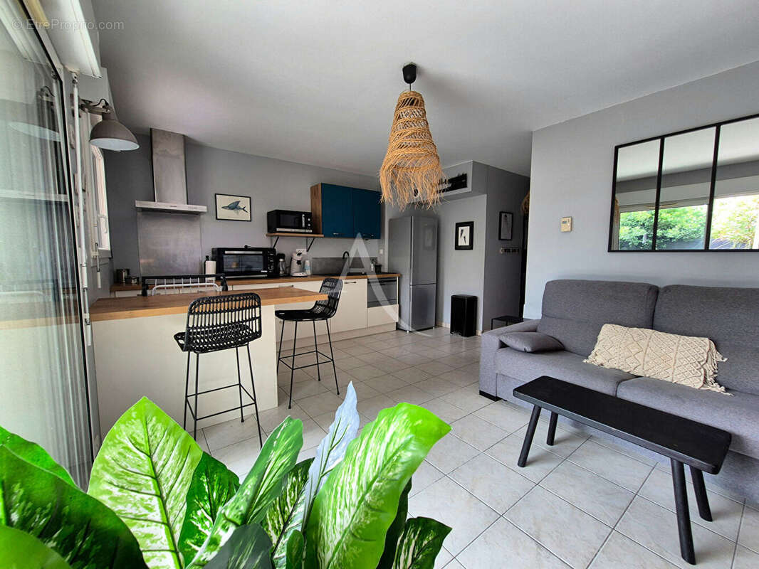 Appartement 43 m² à Aytre  - photo 2