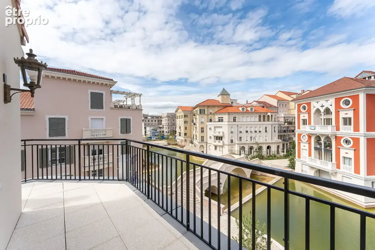 Appartement à LE PLESSIS-ROBINSON