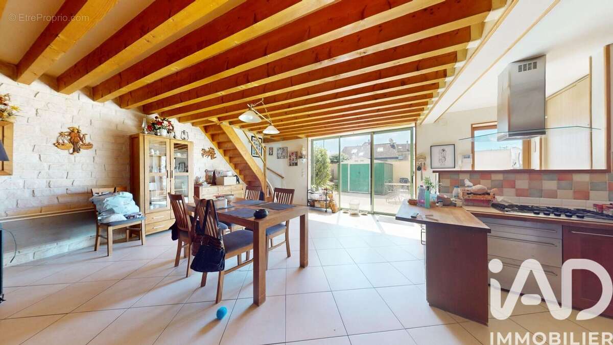 Photo 4 - Maison à VOULX