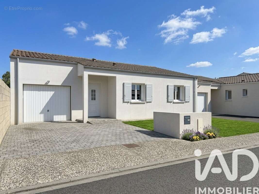 Photo 4 - Maison à AIGREFEUILLE-D'AUNIS