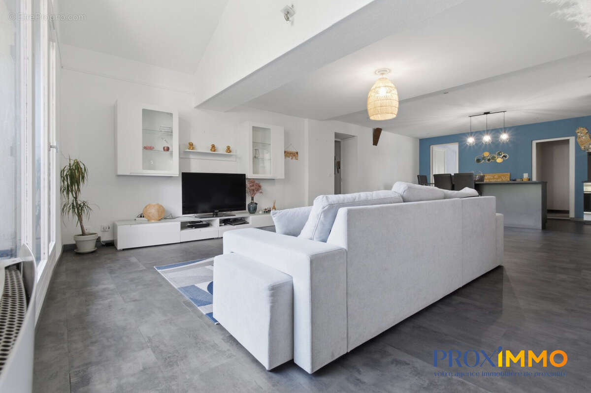 Appartement 84 m² à Voiron  - photo 6