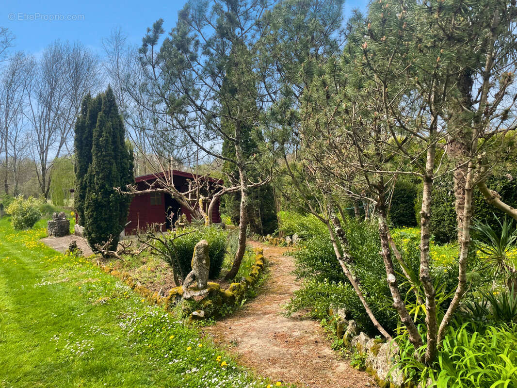 Maison à CHERVES-RICHEMONT