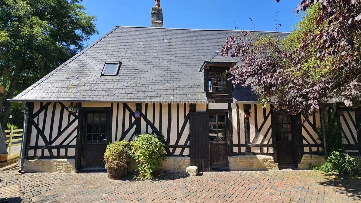 Maison à BASSENEVILLE