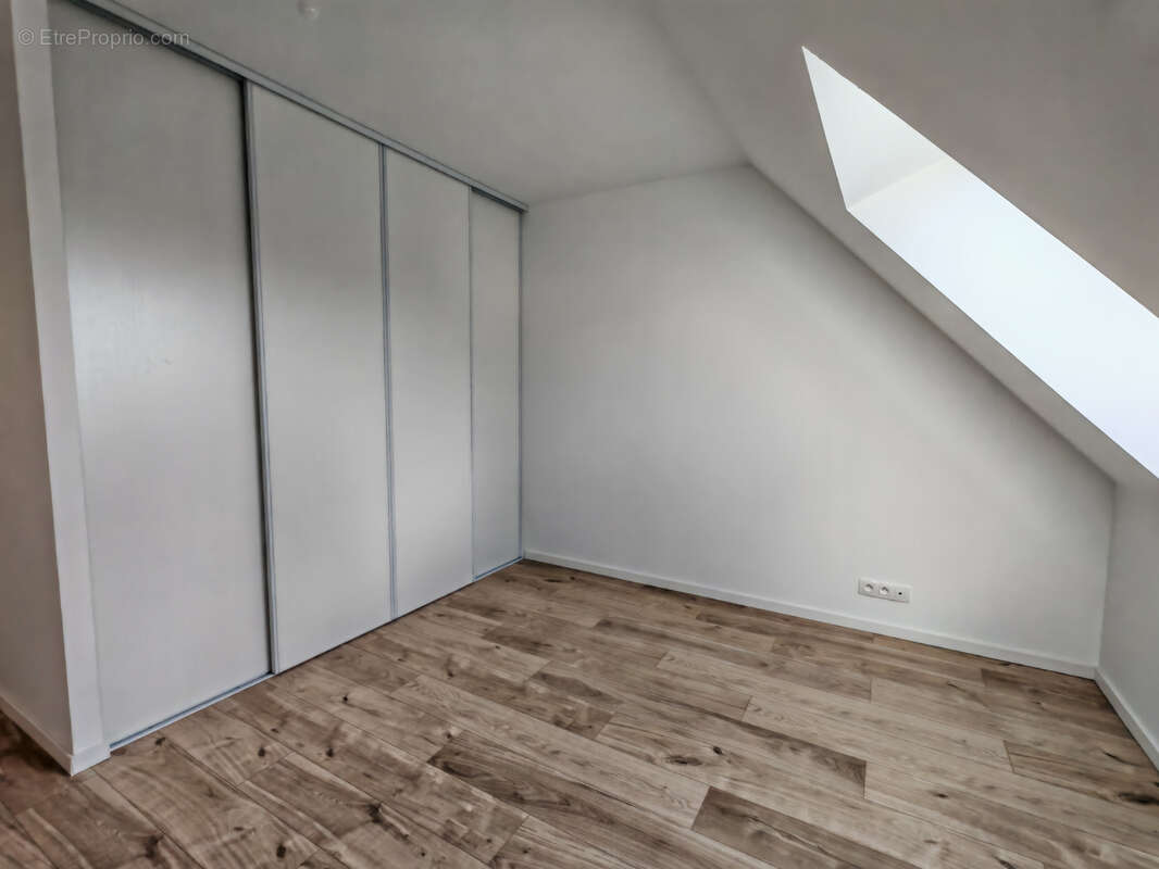 Maison à LA ROUXIERE