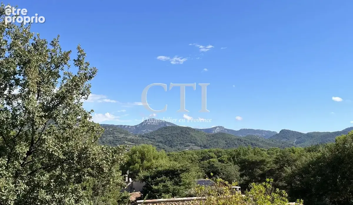À vendre Villa provençale avec piscine et appartement indépendant - photo 4