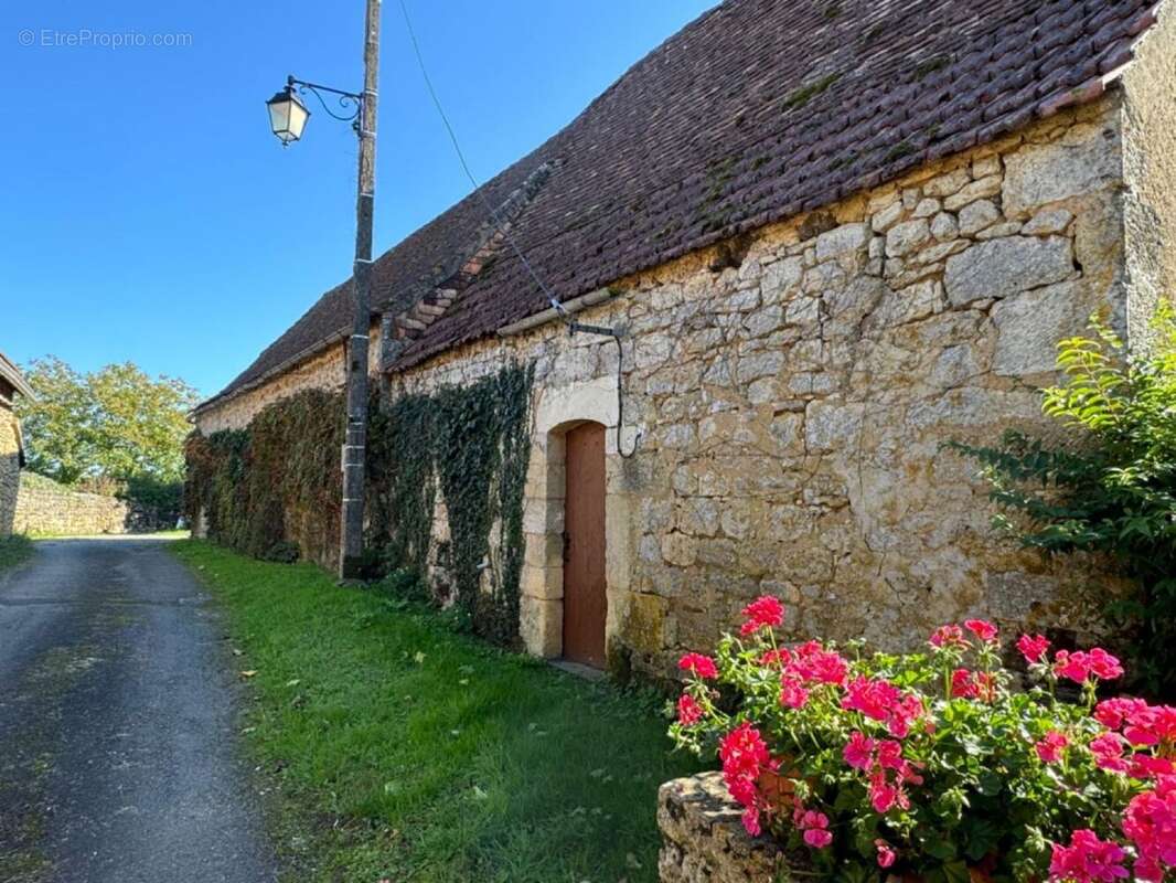 Maison à SAINT-CYPRIEN