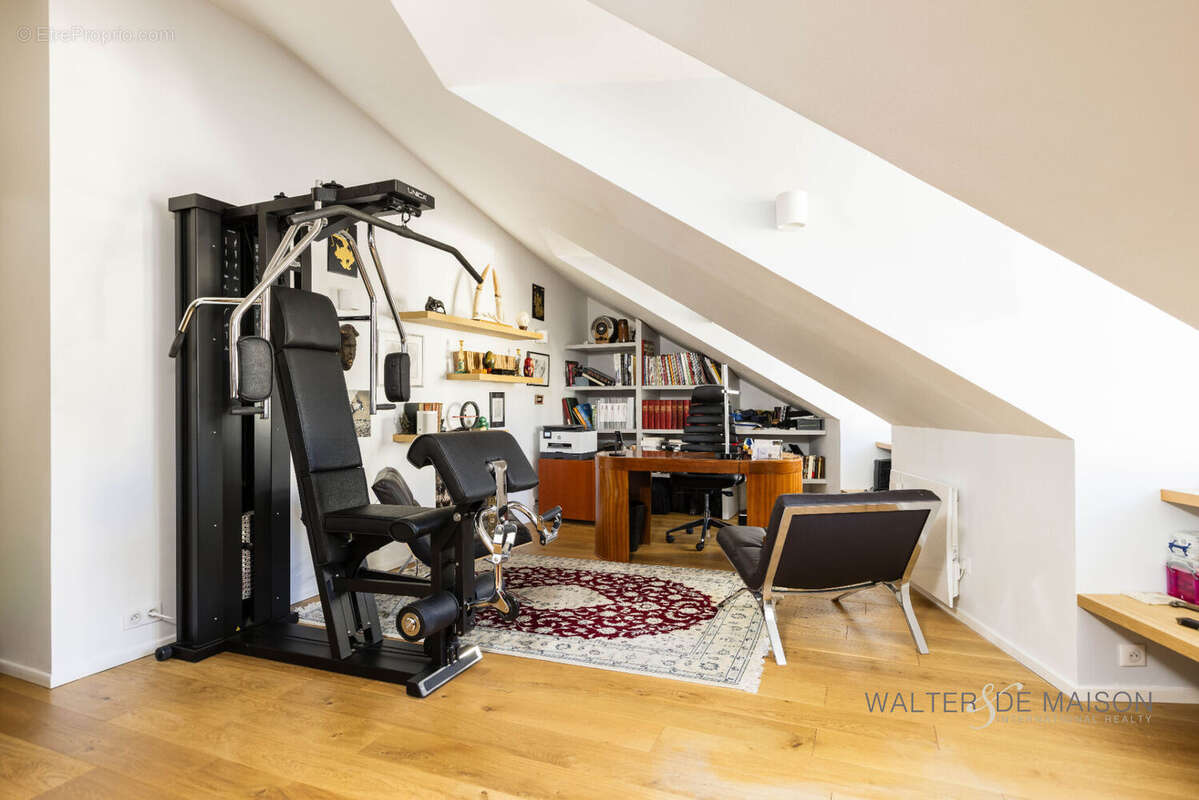 Appartement à PARIS-6E