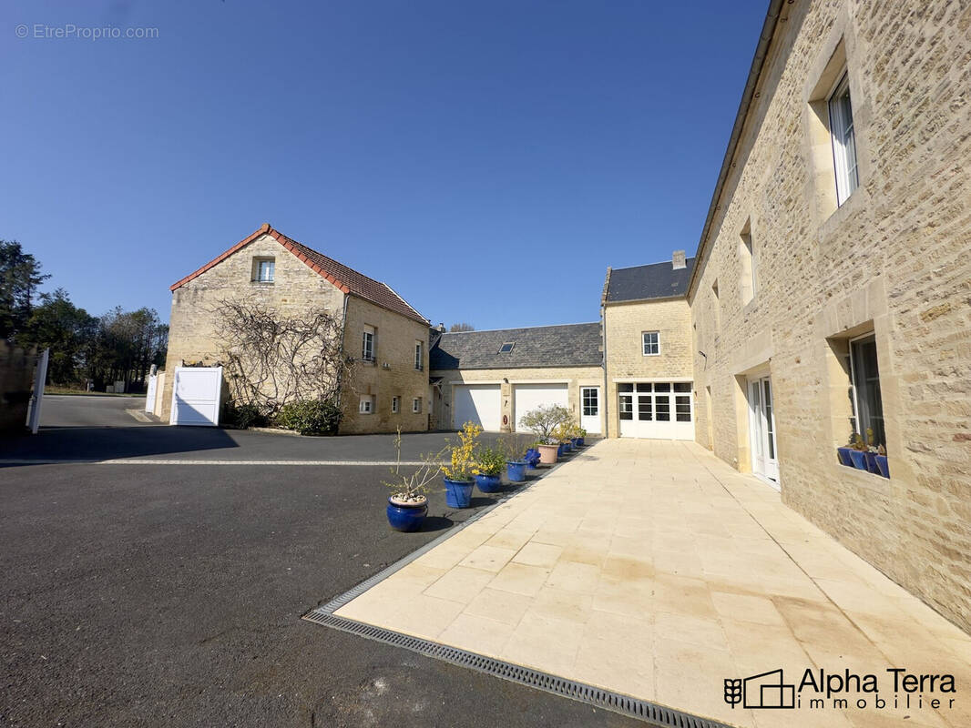 Maison à DOUVRES-LA-DELIVRANDE