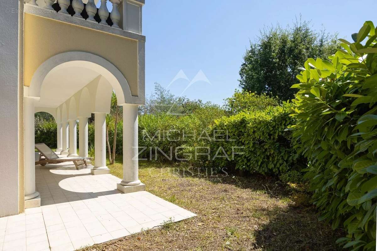 Appartement dans une résidence sécurisée - photo 10