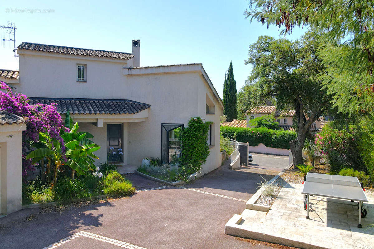 Maison à SAINT-RAPHAEL