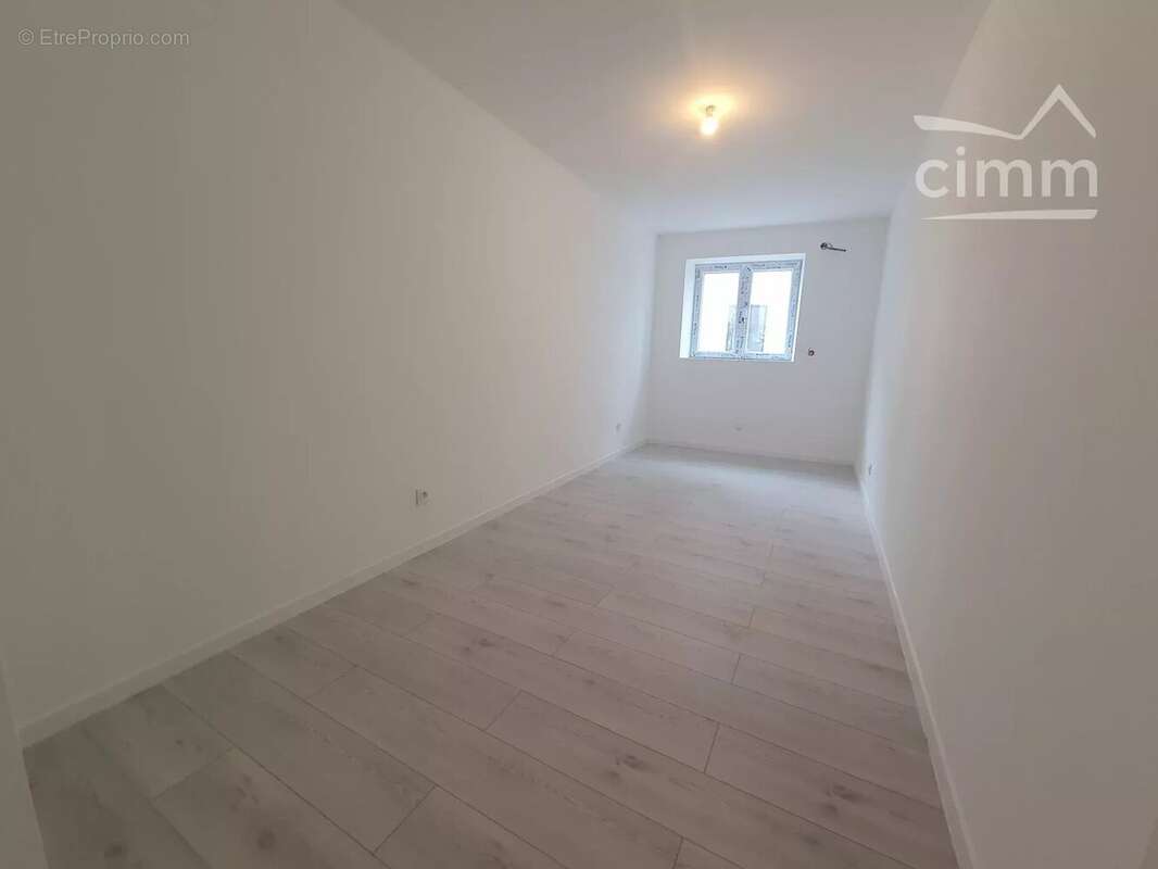 Appartement à LA TOUR-DU-PIN