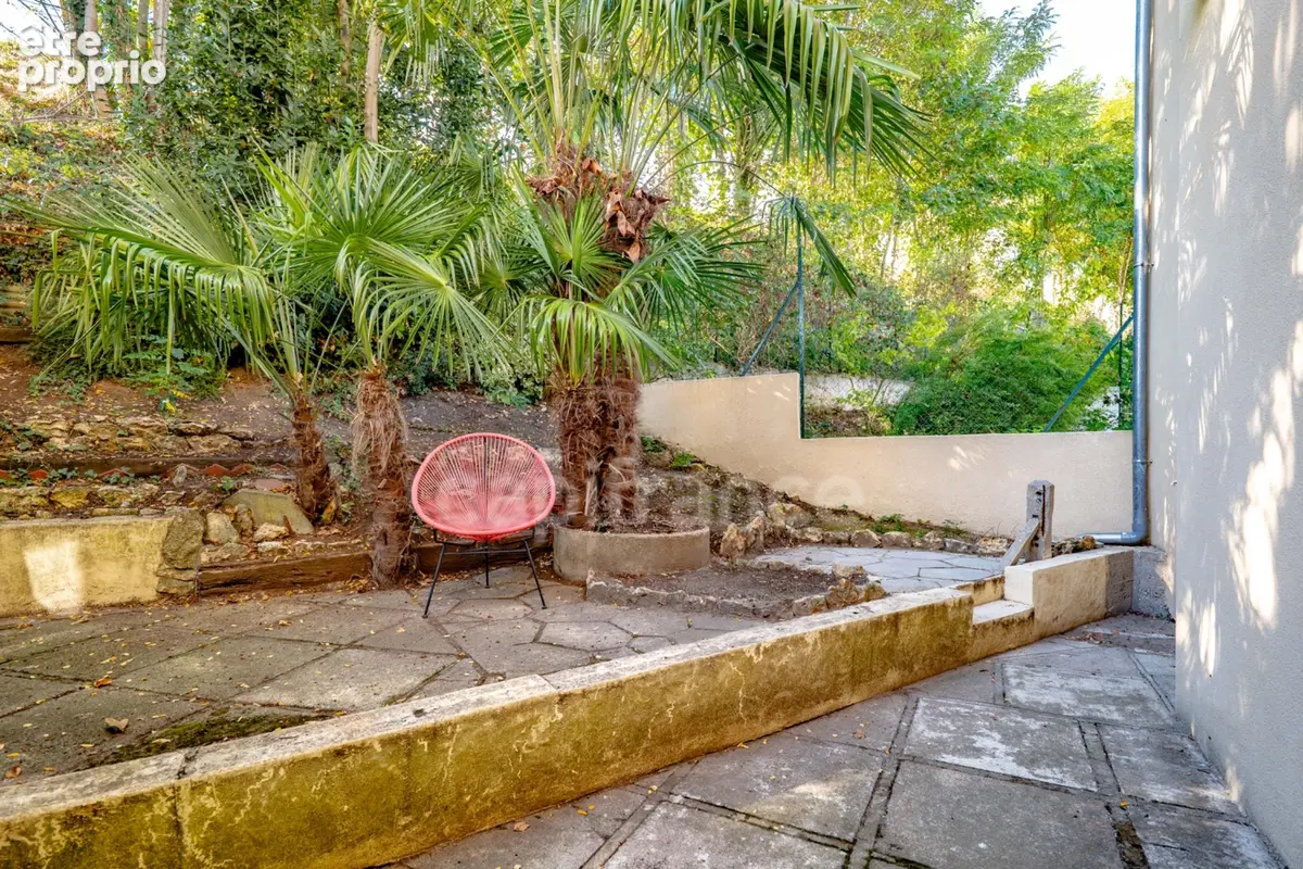 Versailles, A VENDRE MAISON RENOVEE  de 110 m2 au sol- 4 chambres- JARDIN- CALME et proximité des commodités - photo 2