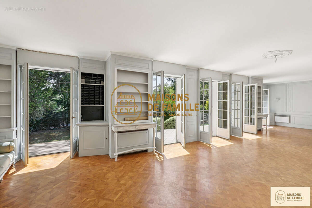 Maison à VAUCRESSON