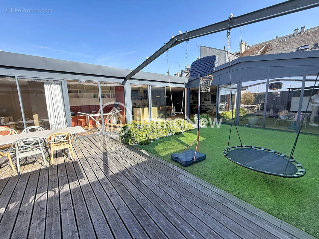 Maison de plain pied 244 m2 centre ville Avranches - photo 1