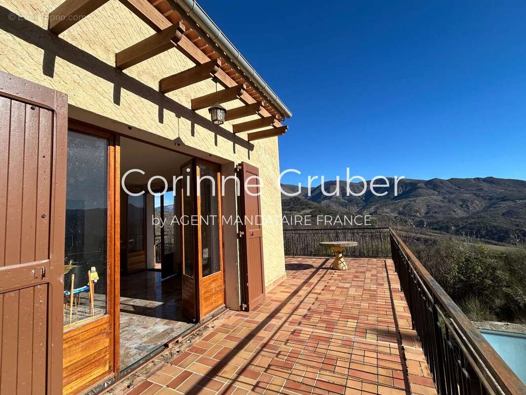 Maison à CHAMPTERCIER