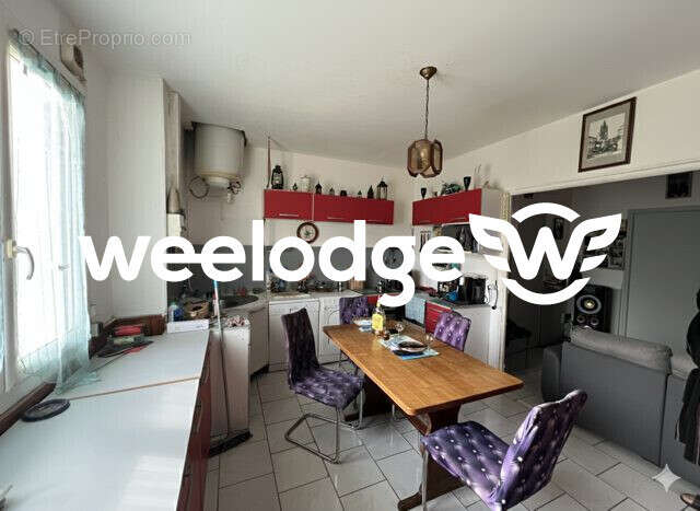 Appartement à MEYRANNES