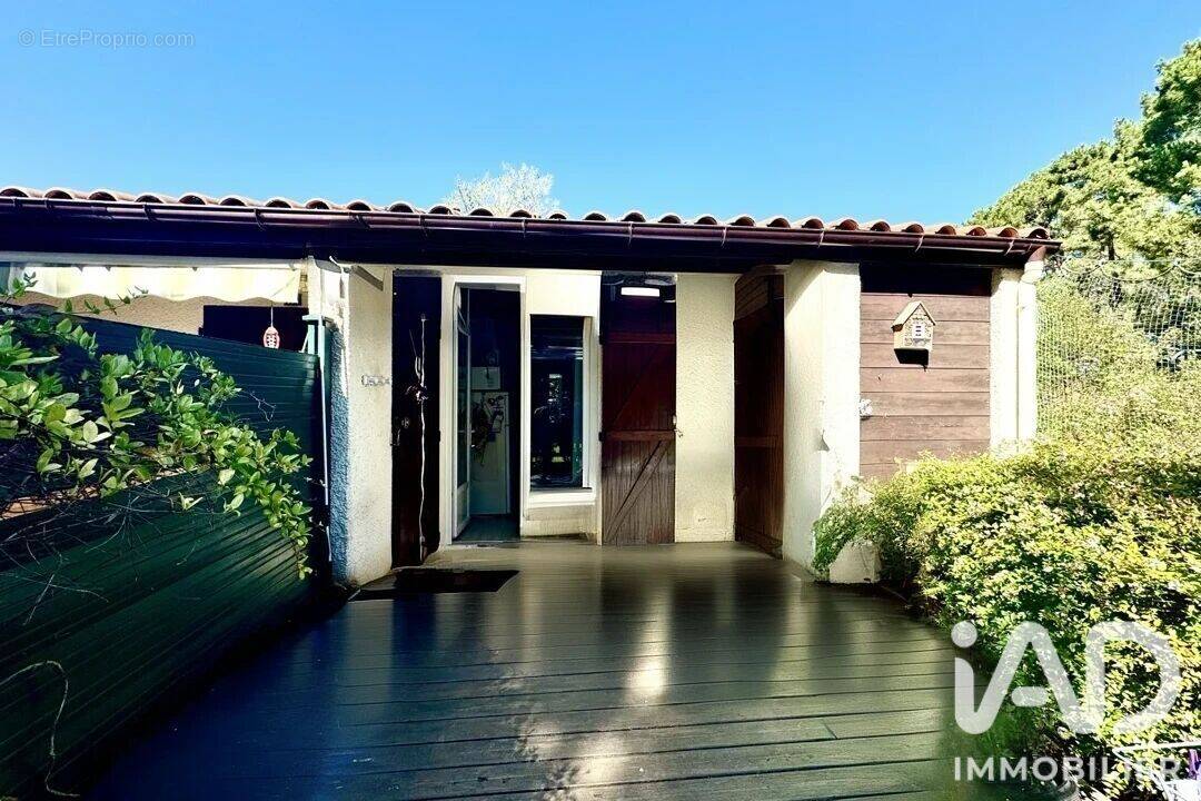 Photo 1 - Maison à LACANAU