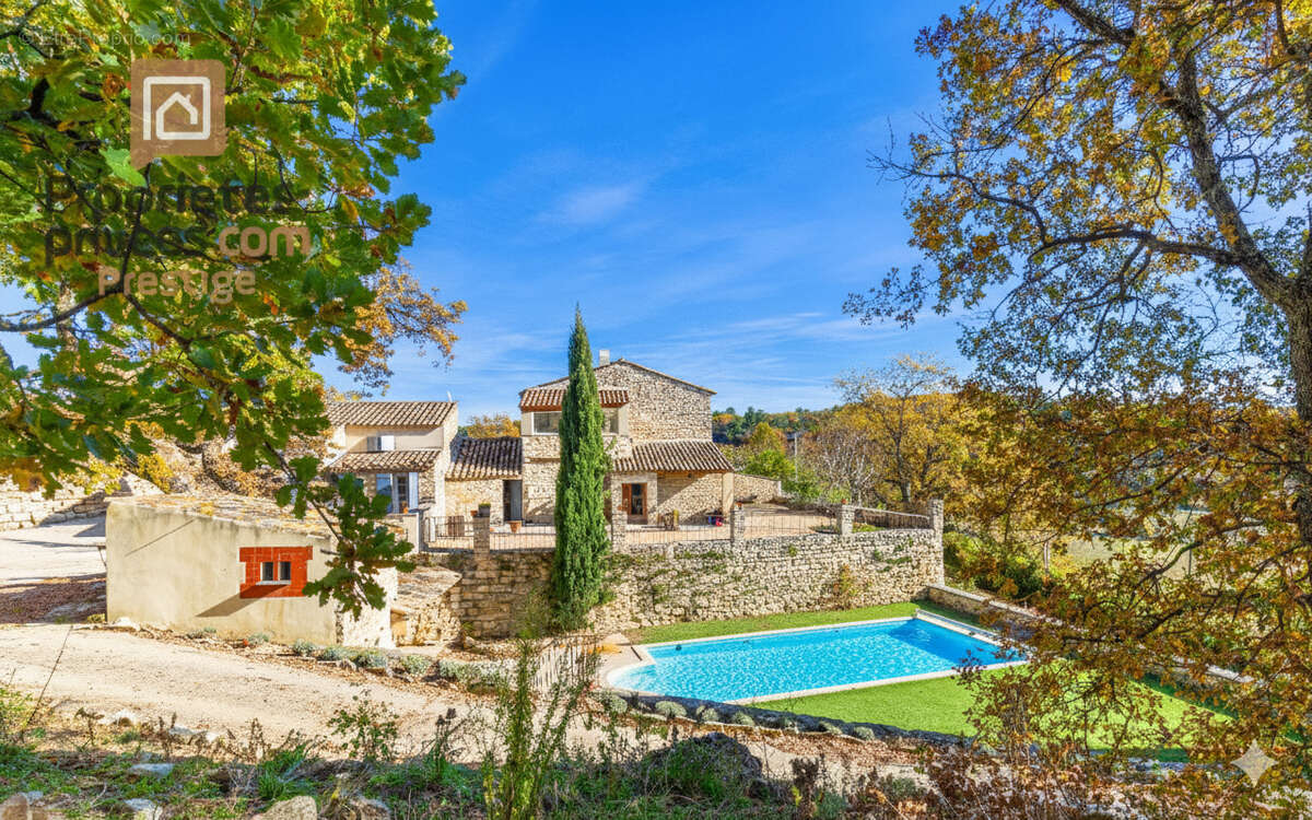 Bastide en pierres à proximité de GORDES - avec gîte indépendant - Piscine - photo 6