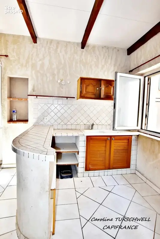 Sollies toucas (83) - immeuble/maison de village de 2 appartements + 1 local - photo 15