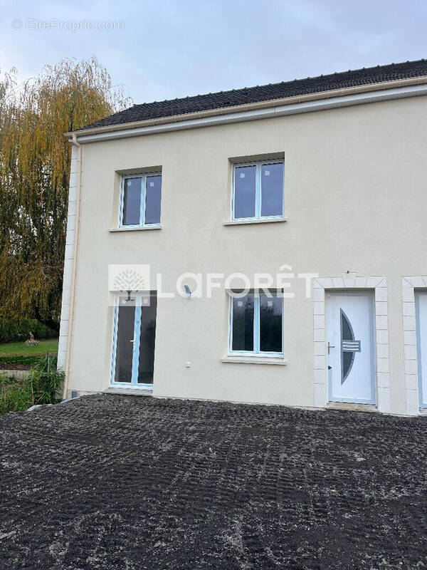 Maison à HONDAINVILLE