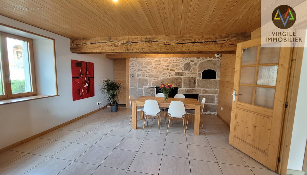 Appartement à LES HOPITAUX-VIEUX