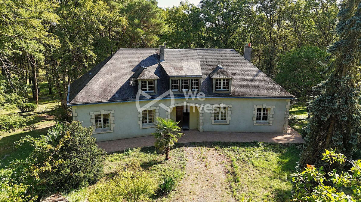 Maison à VERNEUIL-LE-CHATEAU