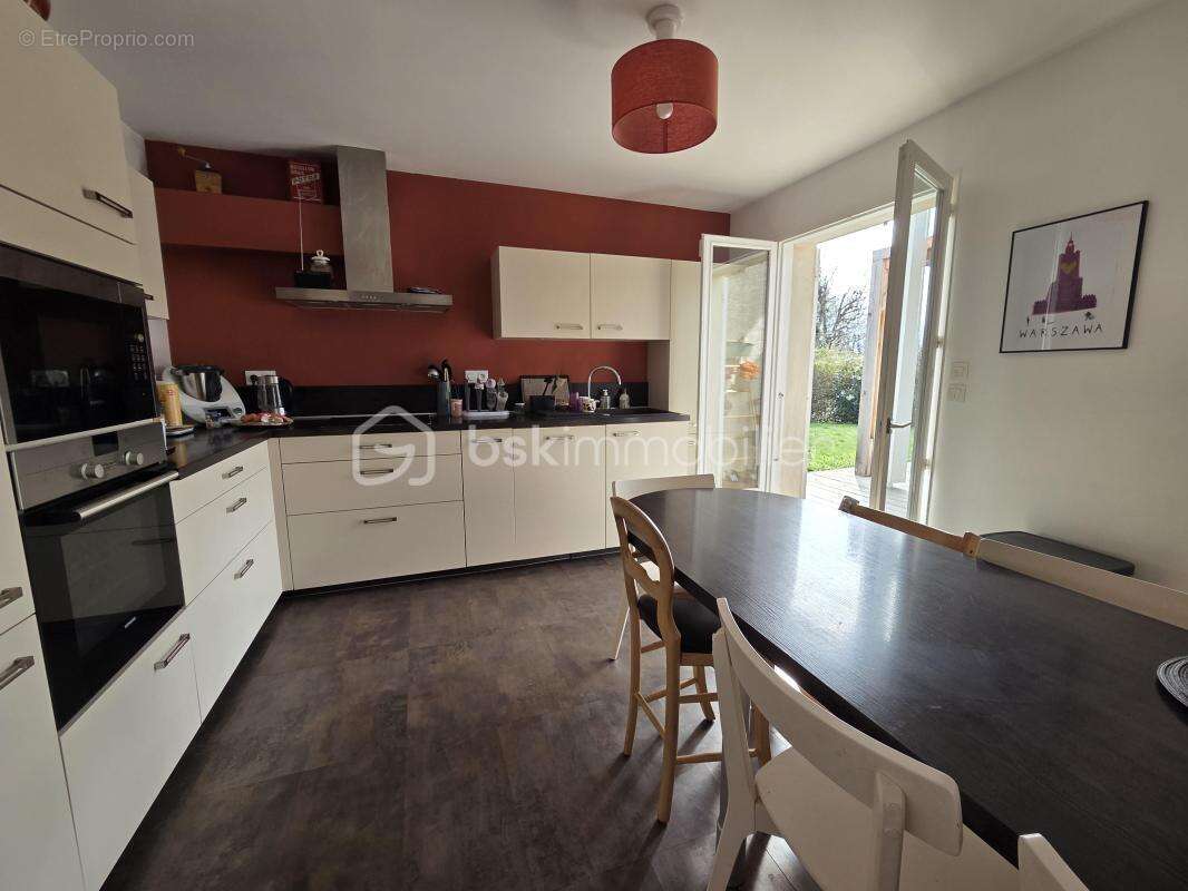 Maison à LA MURETTE