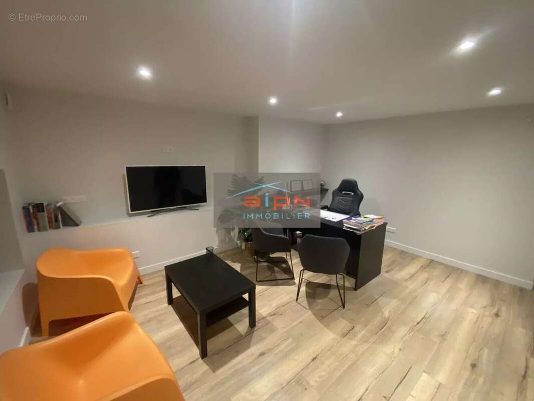 Maison à SAINT-ETIENNE-DU-ROUVRAY