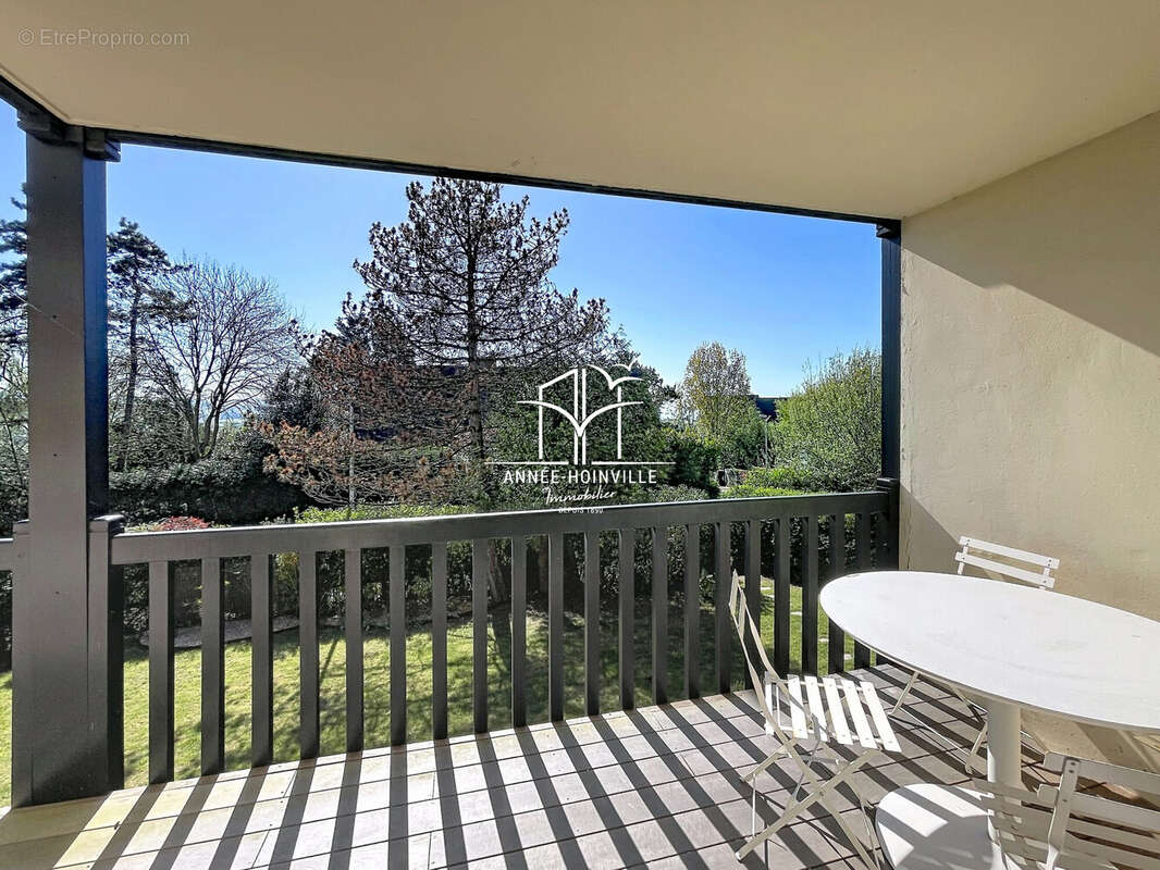 Appartement à BLONVILLE-SUR-MER