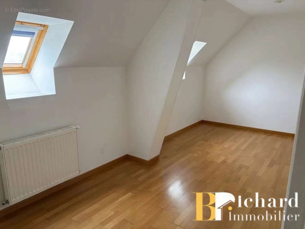 Maison 130 m² à Laon  - photo 5