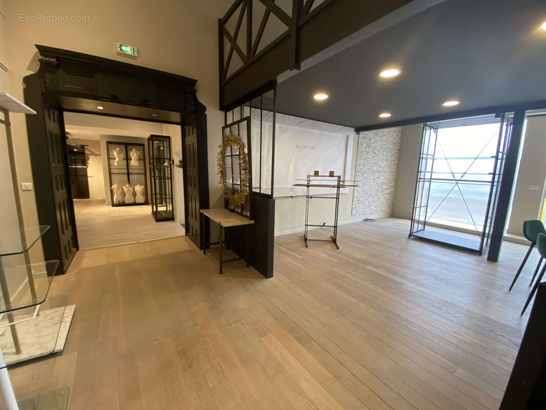 Commerce à SARREGUEMINES