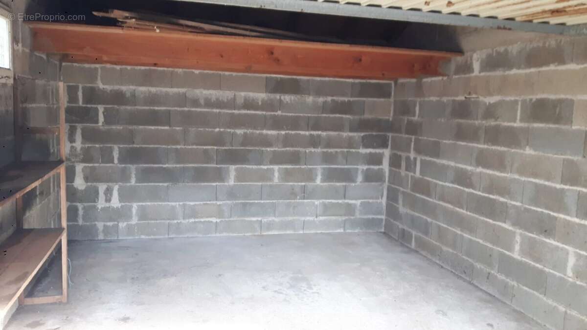 Maison à BUSSIERE-POITEVINE