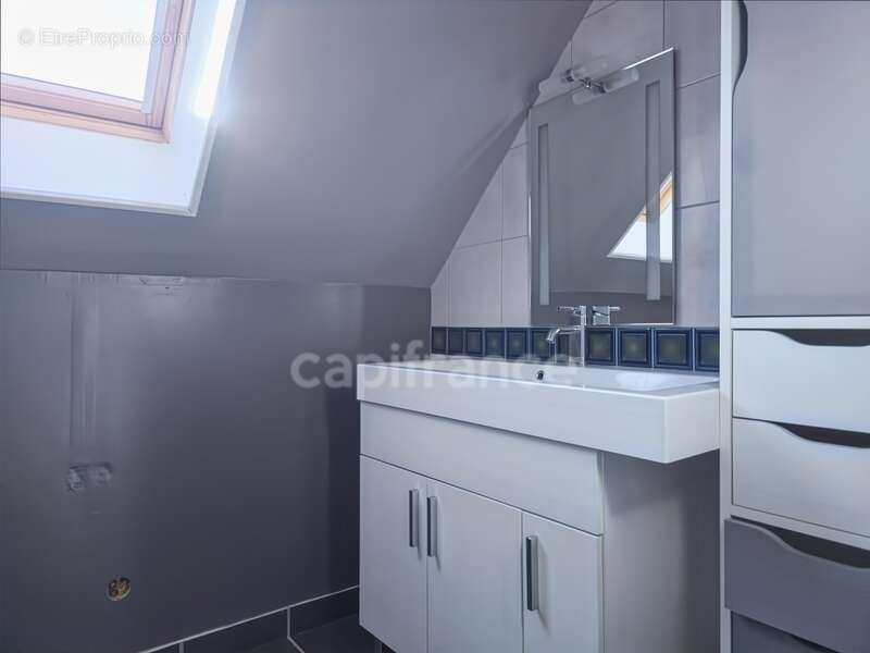 Maison à VILLAINES-SOUS-LUCE