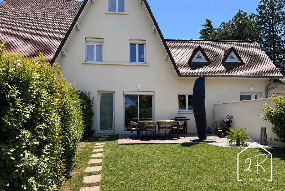 Maison à CHAPONNAY